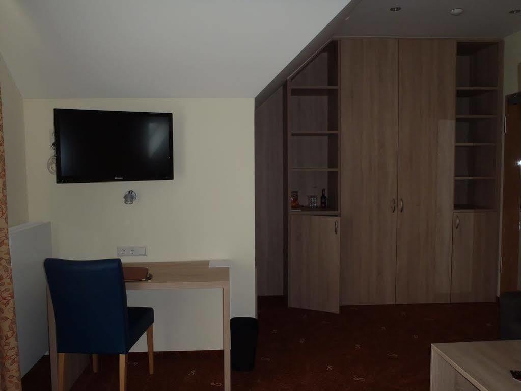 Schade'S Wohlfuehlhotel Selb Bagian luar foto