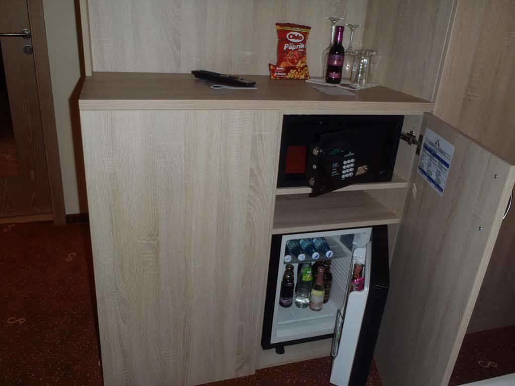 Schade'S Wohlfuehlhotel Selb Bagian luar foto